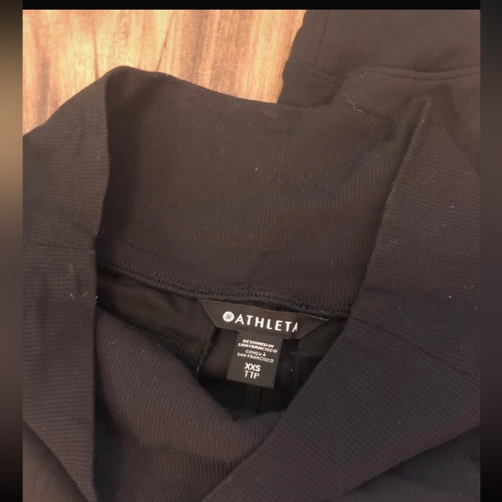 Like New Athleta Venice Jogger in Black - Picture 2 of 8